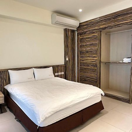 Catnap Hotel Luodong Bagian luar foto