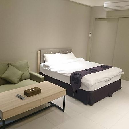 Catnap Hotel Luodong Bagian luar foto