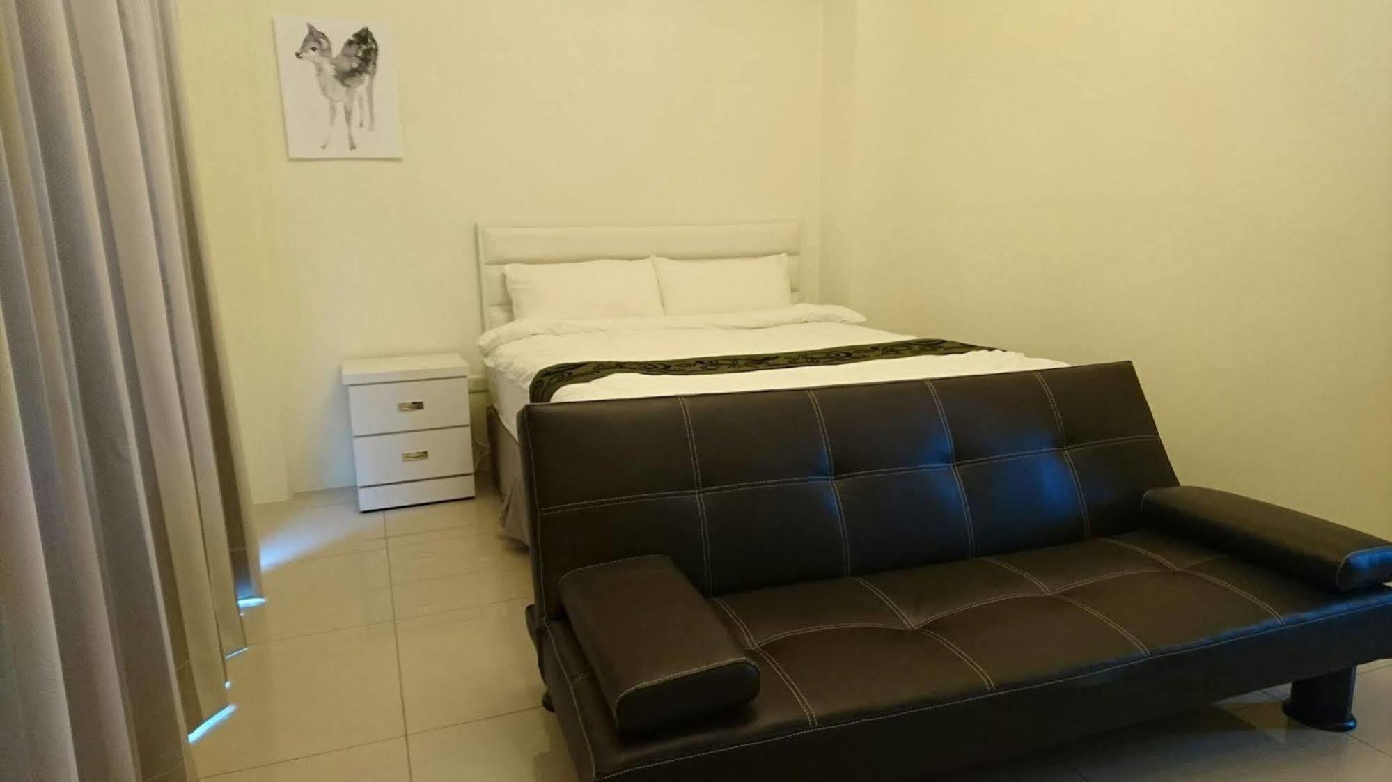 Catnap Hotel Luodong Bagian luar foto